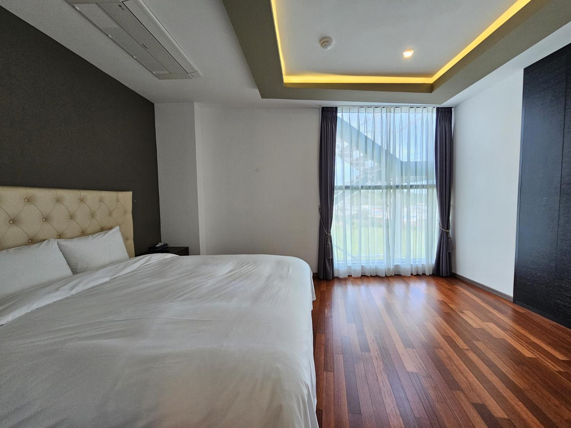 Jeju Hotel Scarboro Szogüpho Kültér fotó