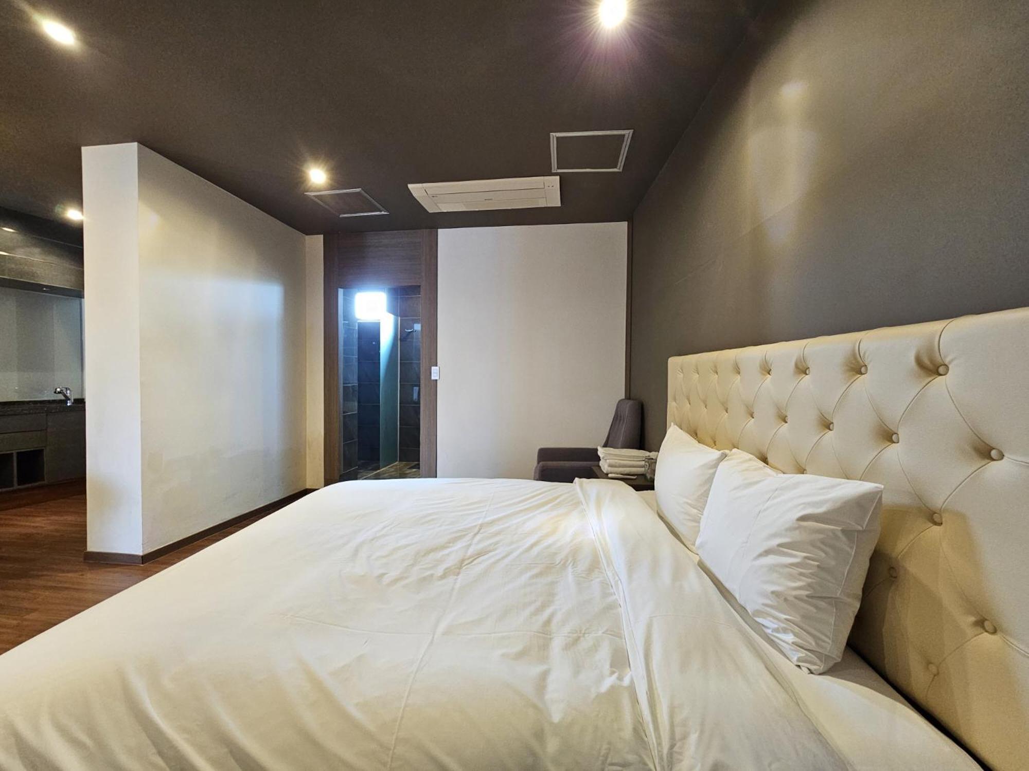 Jeju Hotel Scarboro Szogüpho Kültér fotó